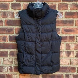 GAP black puffer jacket